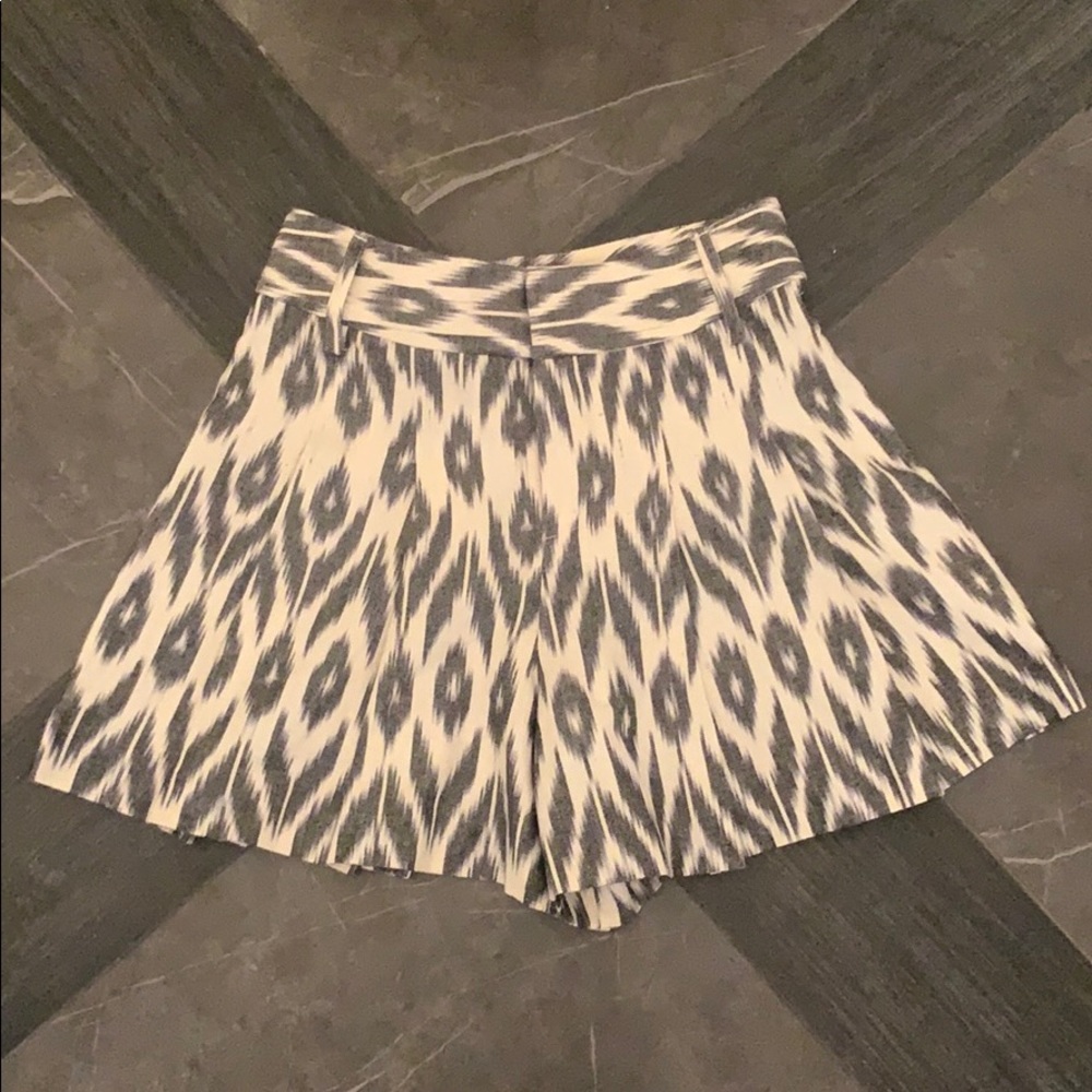 Alice + Olivia Pleated Ikat Shorts